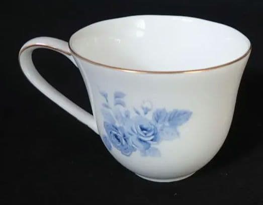 ハナエモリ食器セット (35年程前に購入)【送料込・匿名配送】