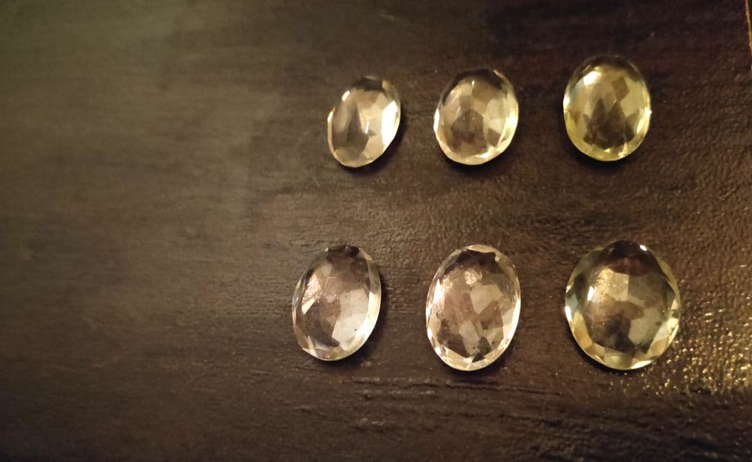 レモンクォーツ ルース B