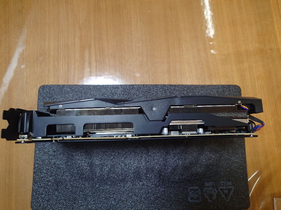 ROG-STRIX-RTX2080TI-O11G-GAMING ASUSグラボ