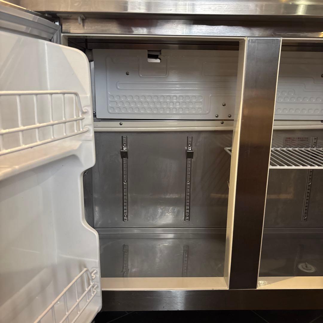 美品送料込❗️23年新品購入　Panasonic 業務用コールドテーブル冷蔵庫
