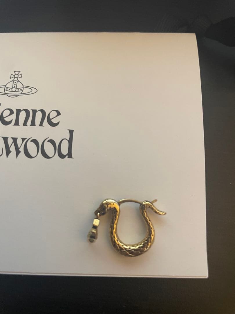 VivienneWestwood 25ss　ALBANE SMALL ピアス