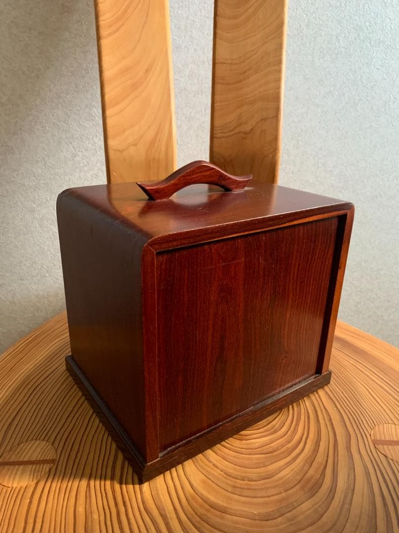 宝物箱　 紫檀 小物入れ 貴重品入れ 宝石箱 　ローズウッド