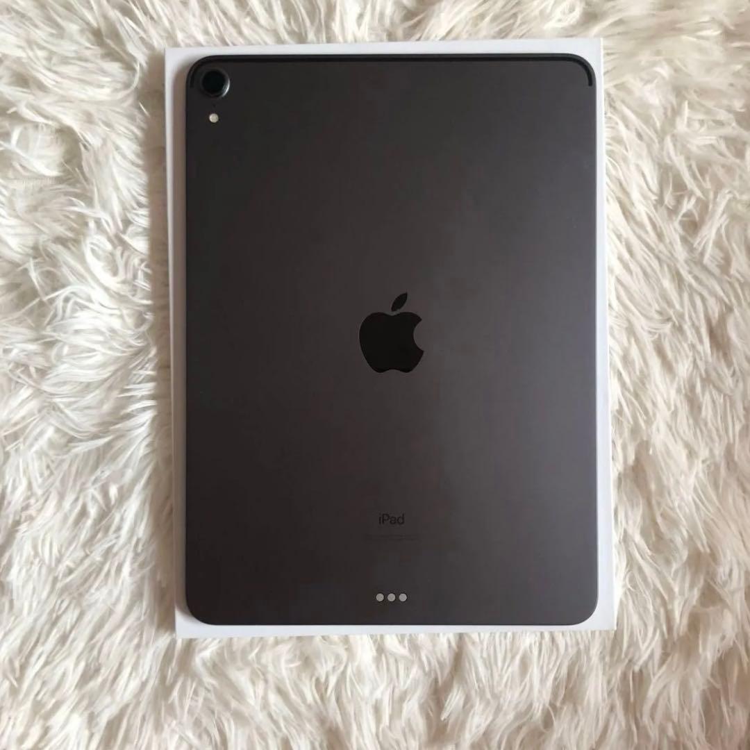 【完動品】iPad Pro 11インチ 256GB 【すぐ発送】