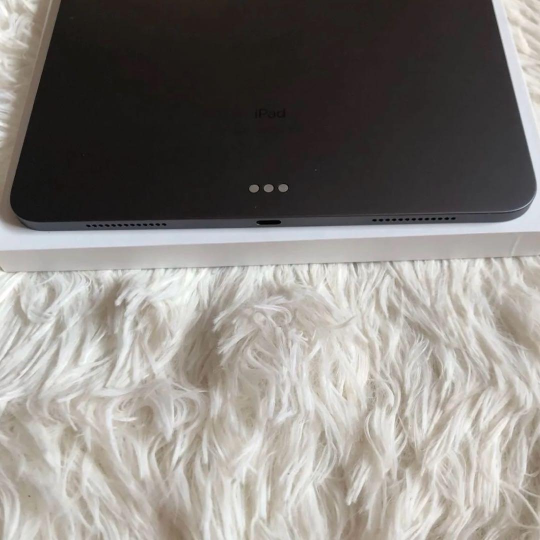 【完動品】iPad Pro 11インチ 256GB 【すぐ発送】