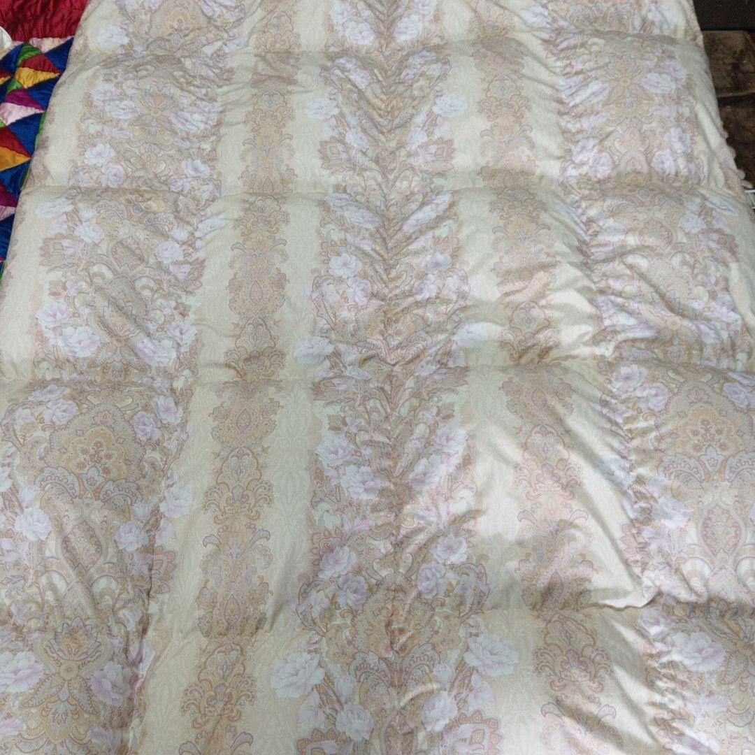 羽毛掛け布団　花柄シングル　ダウン85% 羽毛1.1㌔　四国繊維株式会社販売