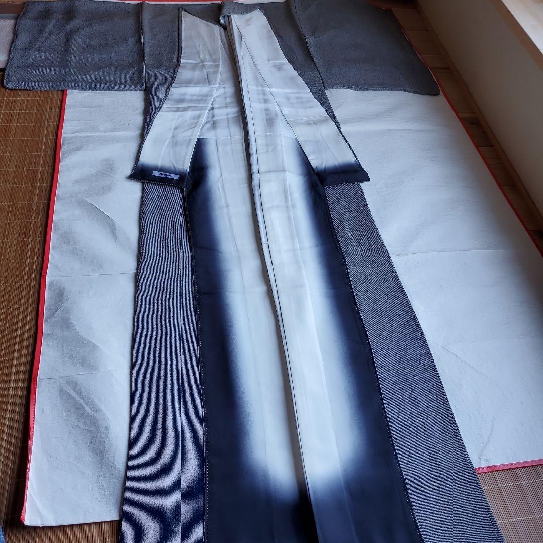 さらりと纏う浜ちりめん　極型万筋小紋