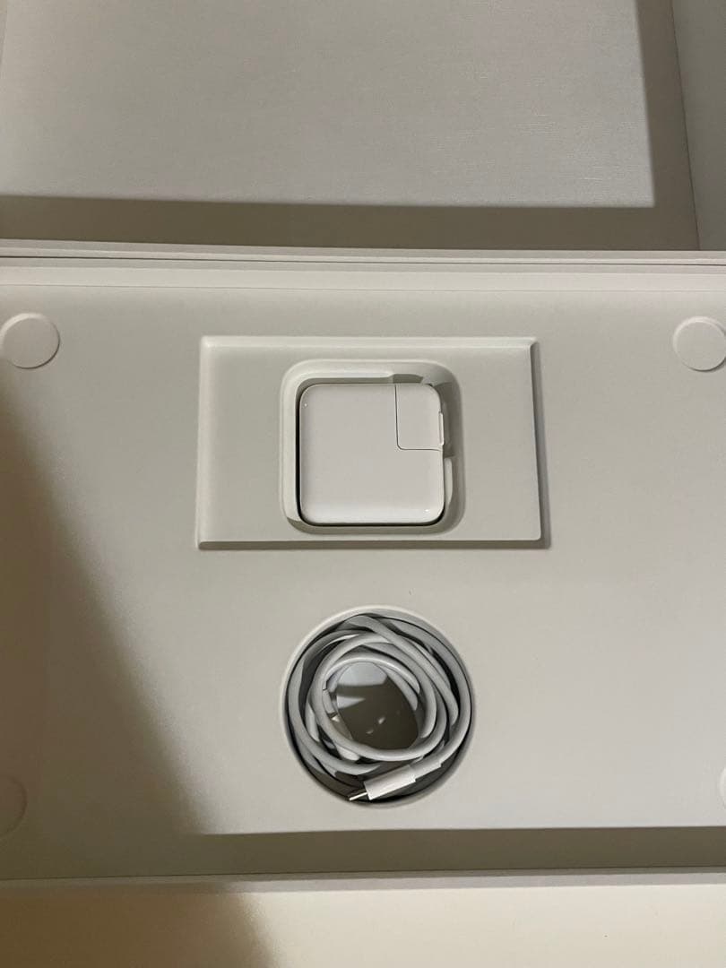 MacBook Air 13インチ シルバー 本体