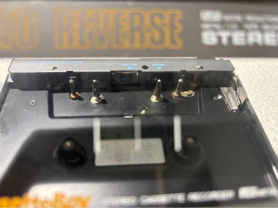 AIWA カセットボーイHS-F2 カセットプレーヤー オートリバース　ジャンク