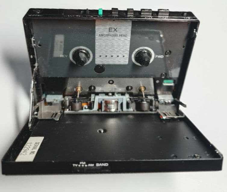 No.342…SONY ウォークマン WM-F550C (ジャンク品)