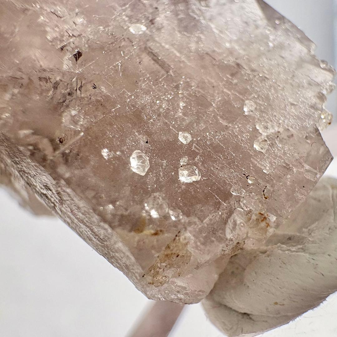 497 イギリス　レディアナベラ鉱山　シュガープラムポケット　フローライト