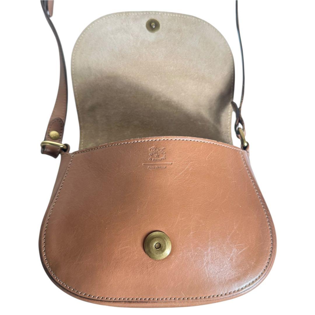 イルビゾンテ　レザー　ショルダーバッグ　キャメル