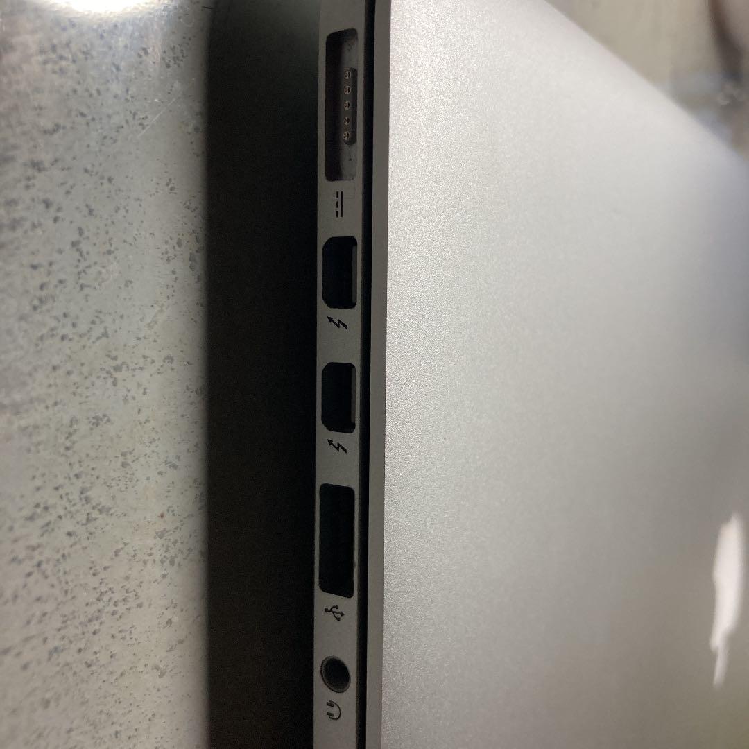 MacBook本体 Apple MacBook Pro 15inch 2015