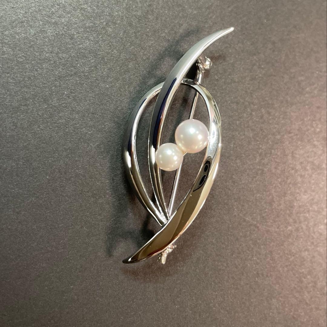 新品　ミキモト　パールブローチ　入学式　卒業式　ブランド　ケース付き