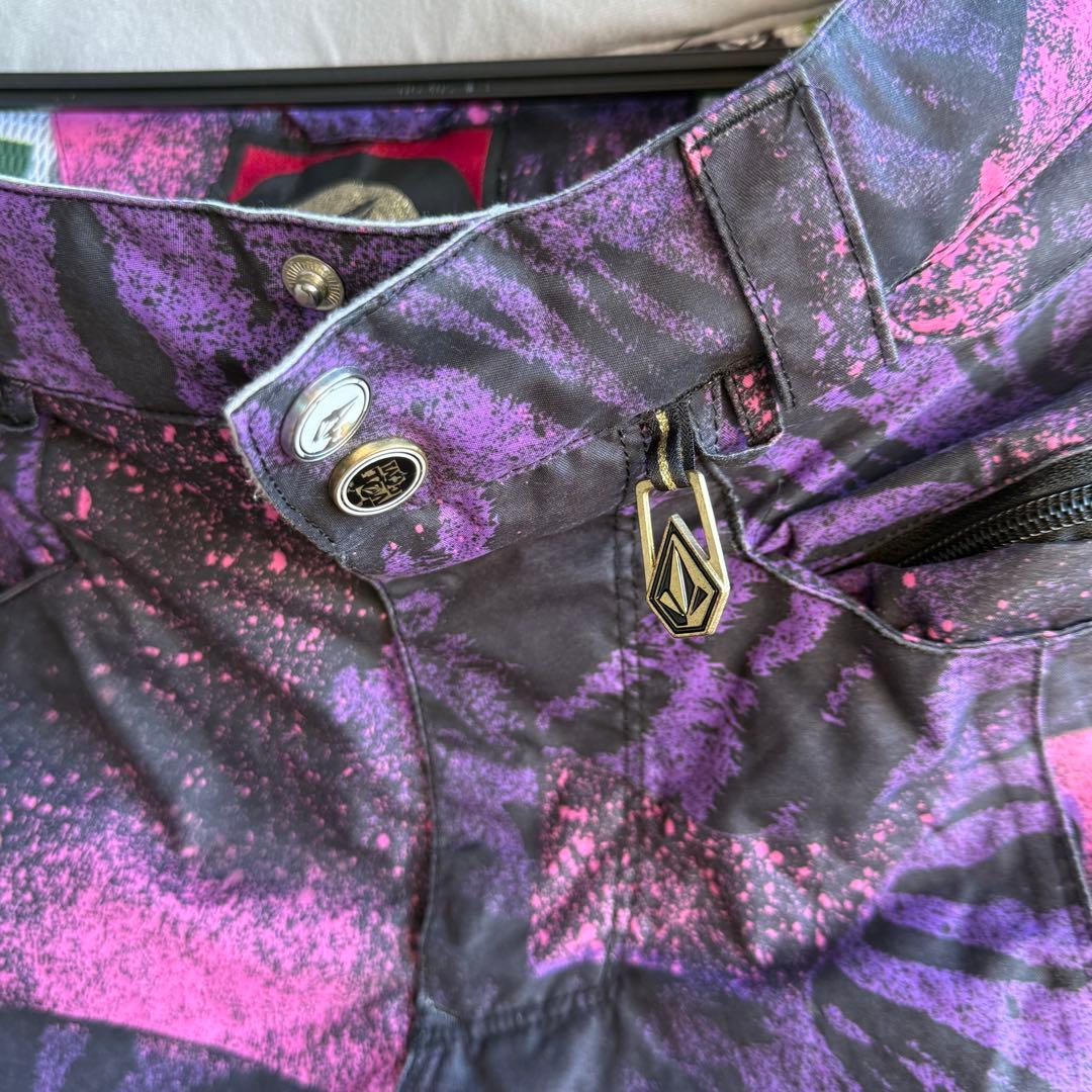 volcom gigiruf スノーボードパンツ 男女兼用　XS