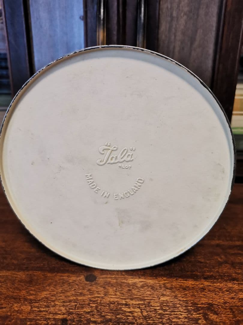 イギリス アンティーク フラワー缶 ホワイト・ブルーｔａｌａ社