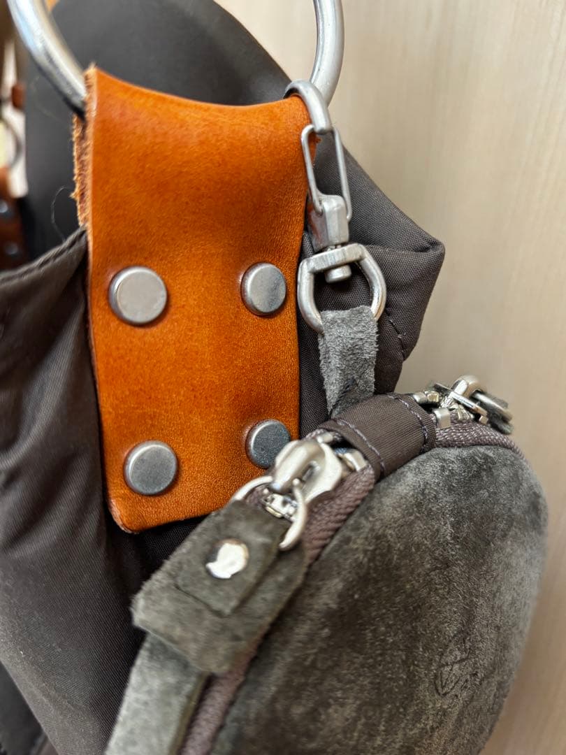 【美品】ノルン【N/ORN 】抱っこバッグ　ショルダーバッグ ヒップシート