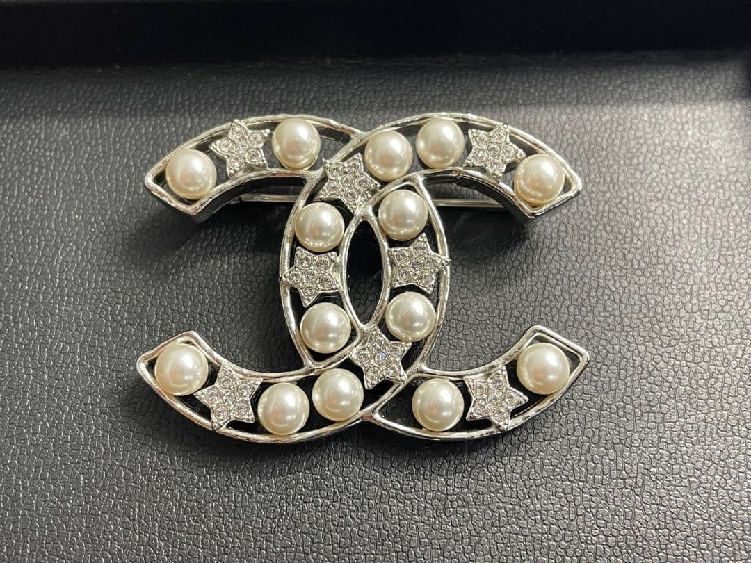 みき【極美品】シャネル スター パールブローチ 正規品 刻印あり