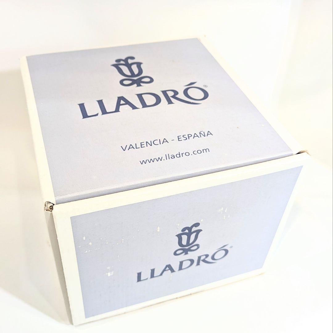 リヤドロ　平和の王国　豹と子ヤギ　#6926