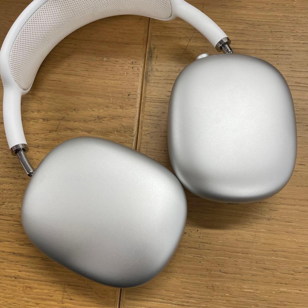 動作品 AirPods Max シルバー P型番 MGYJ3J/A ヘッドホン