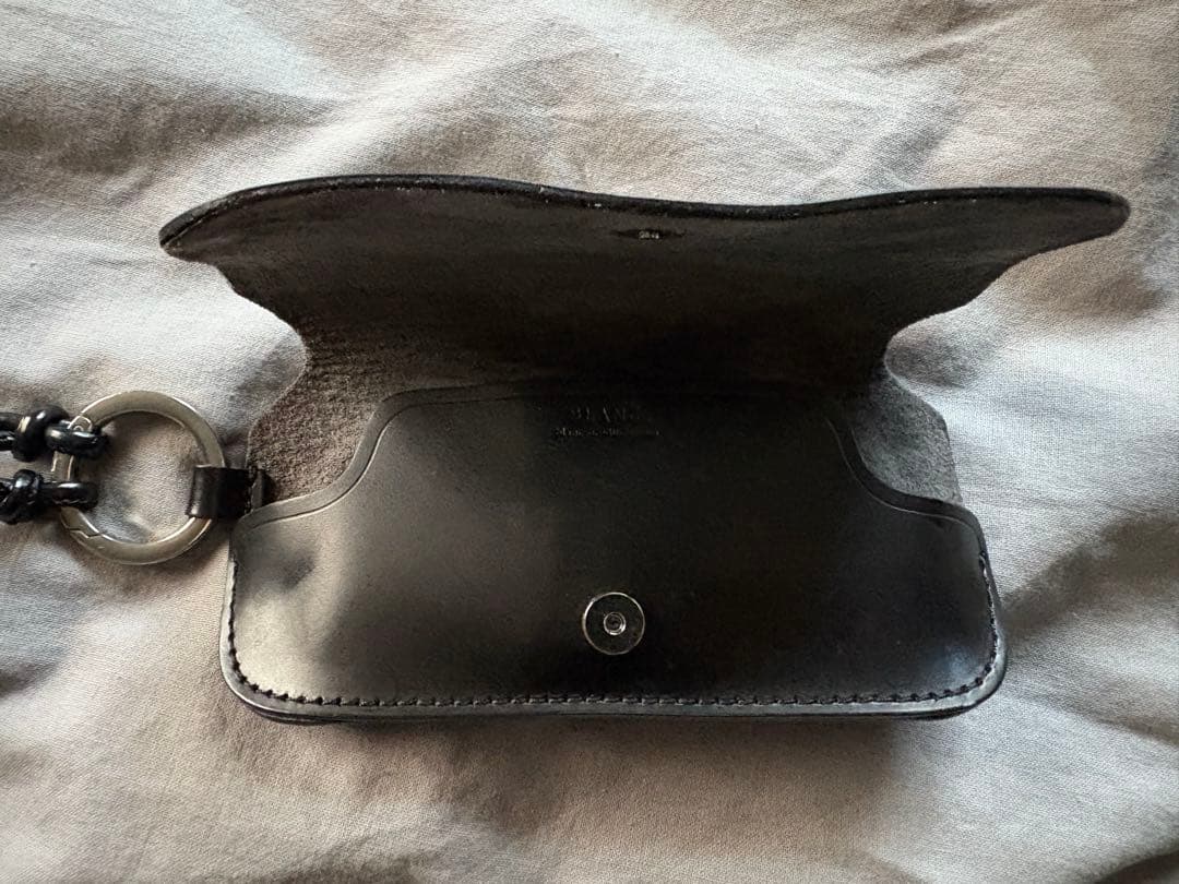 BLANC.. / レザーアイウェアケース / ブラック