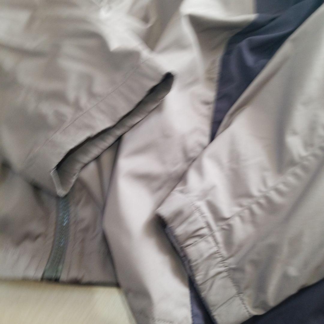 Nike ウィンドブレーカー グレー/ネイビー