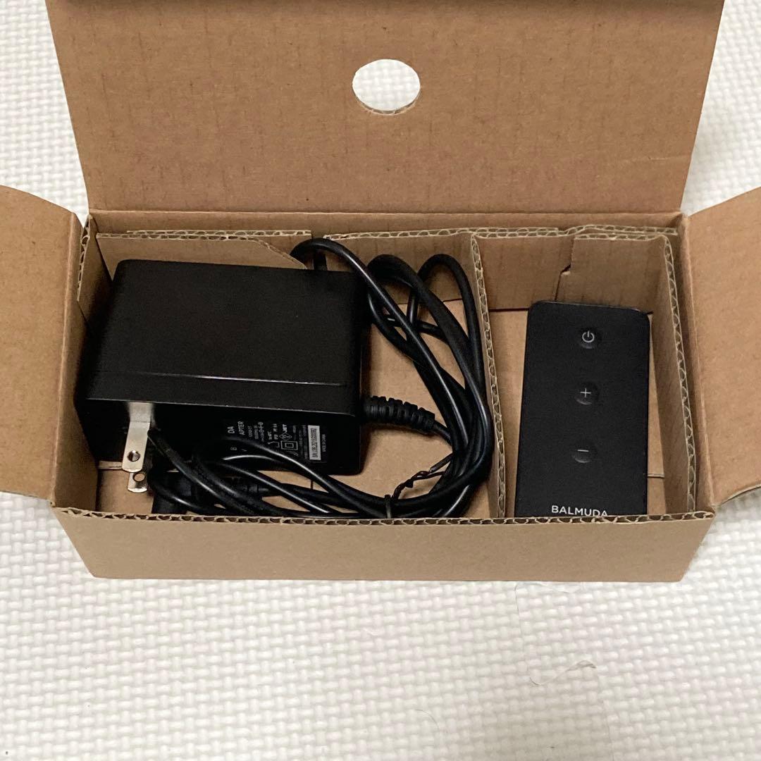 【美品】2021年製 BALMUDA サーキュレーター EGF-3300-WK