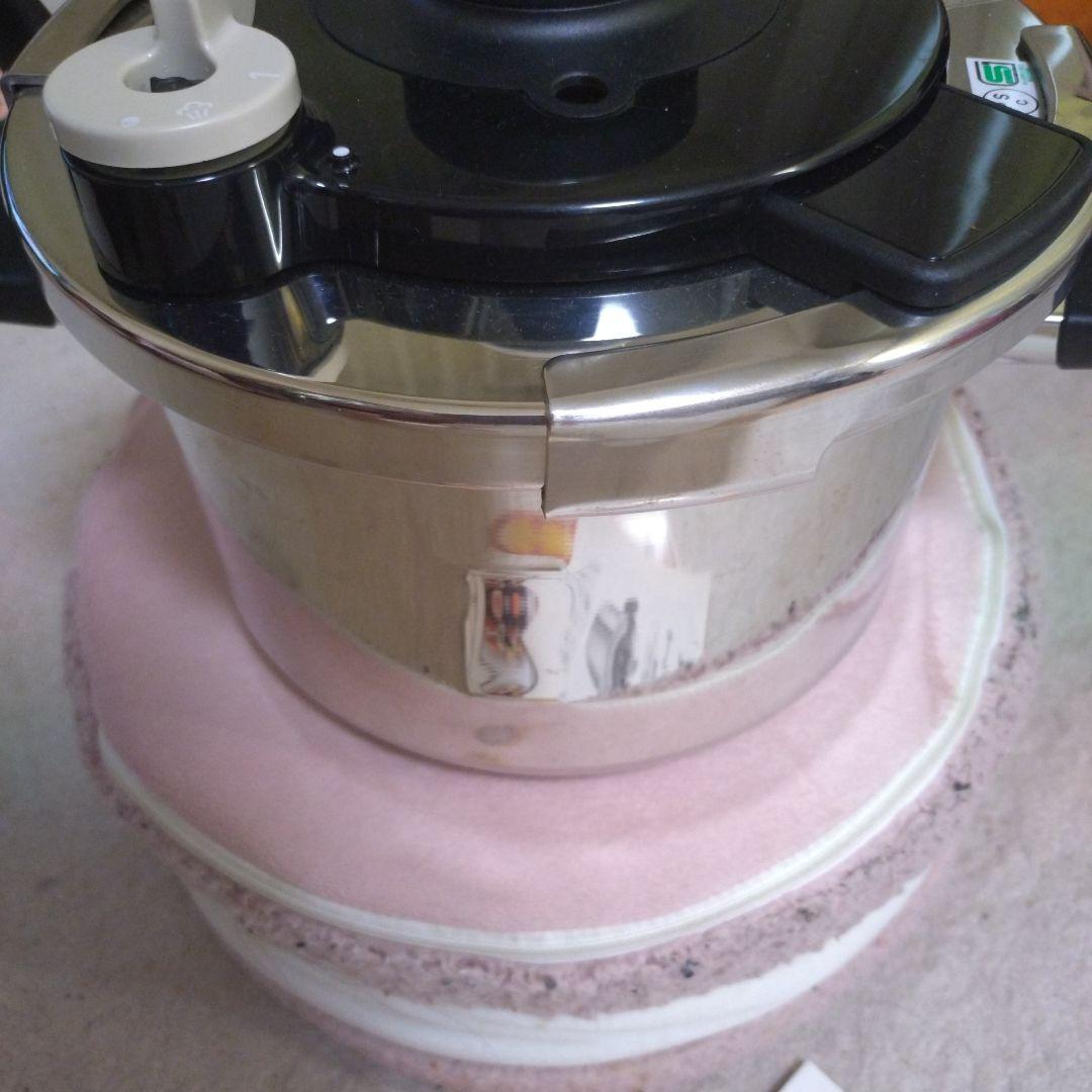 値下げ〜★　Tefal 　ティファール　圧力鍋 シルバー