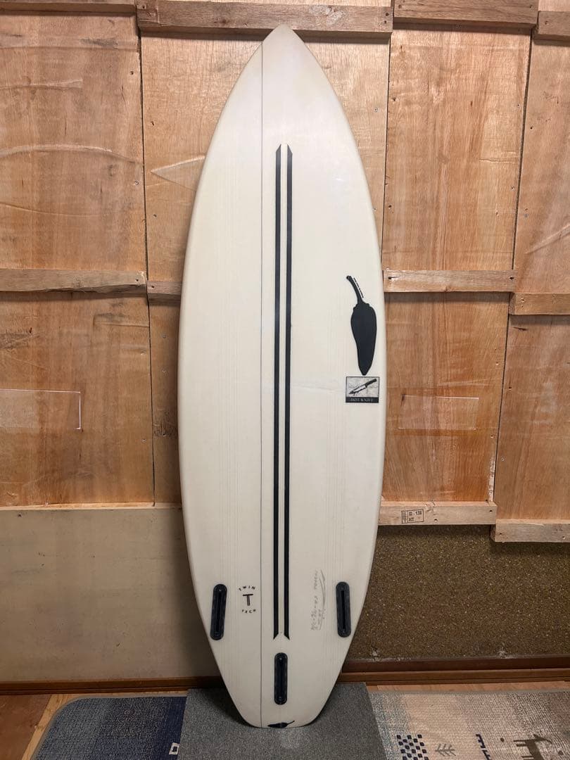 イ*チ様 チリサーフボード　ホットナイフ　5'8''TWIN TECH、超軽量E