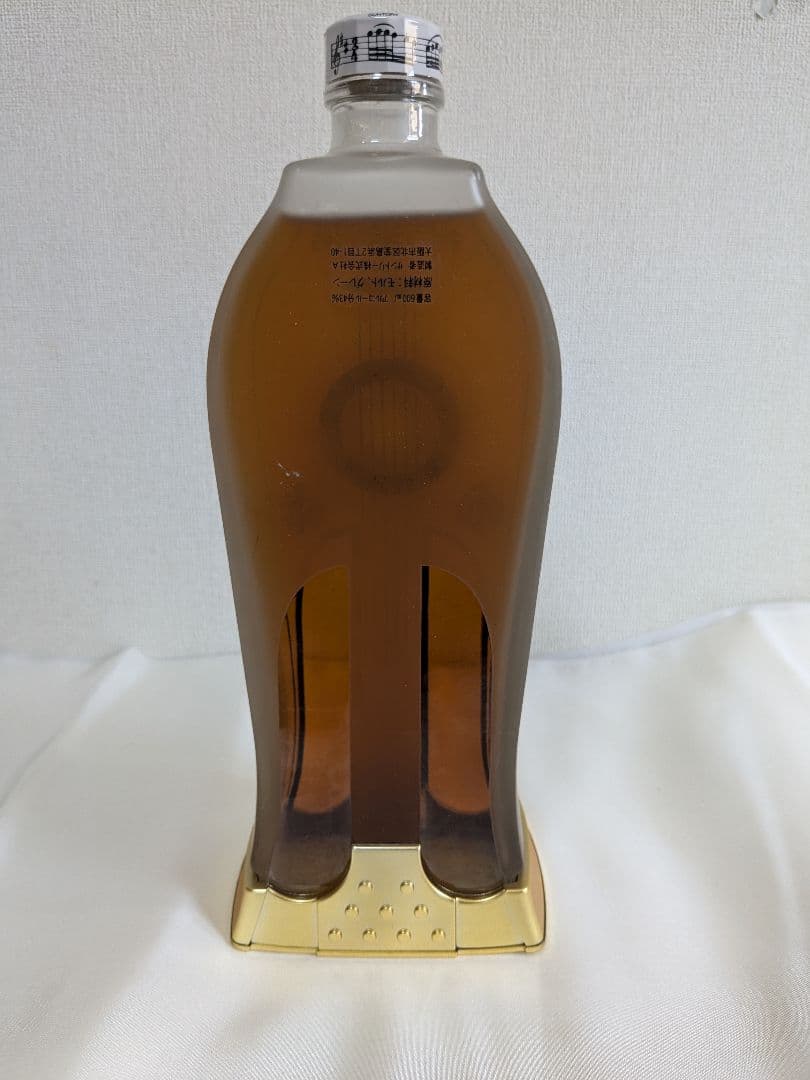 【未開封】 サントリー 響 リラギター型ボトル