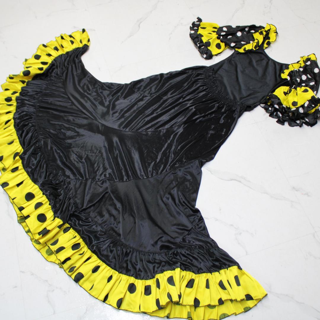 【美品 フラメンコ衣装】ブラック×ドットボランテ 上下セット ツーピース セット