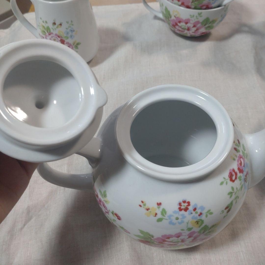 Cath Kidston ティーカップ&ポット セット