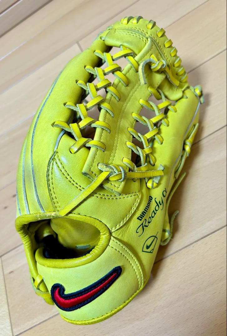 ナイキ　ダイアモンドレディーα　一般軟式用グローブ