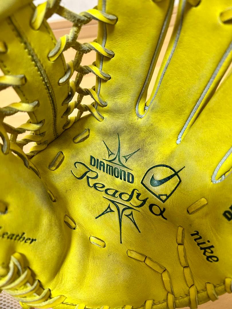 ナイキ　ダイアモンドレディーα　一般軟式用グローブ