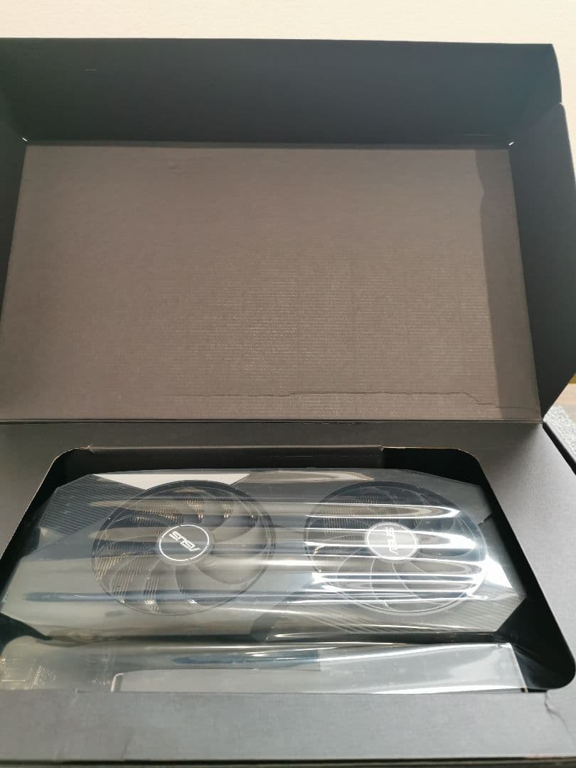 ASUS GeForce RTX 3070 OC 8GB　グラフィックボード