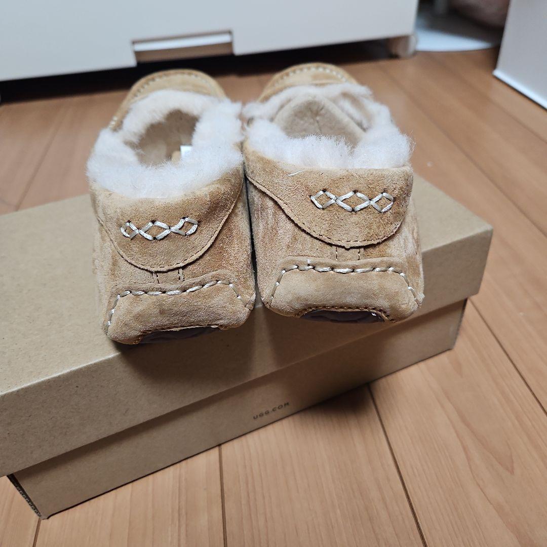 「新品未使用」UGG ムートン モカシン アンスレー 24cm CHESTNUT