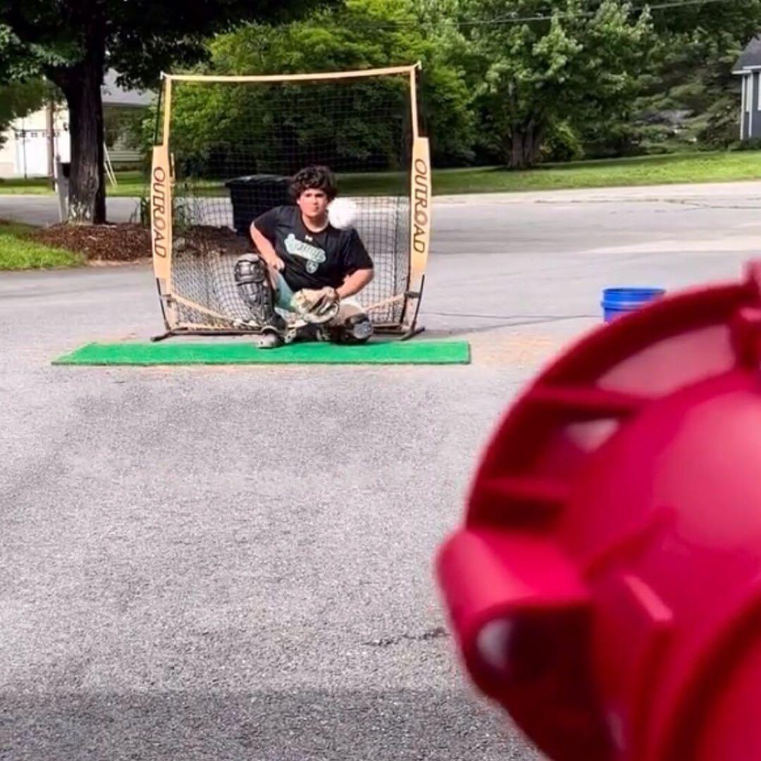 パワーアリーライト　ピッチングマシン