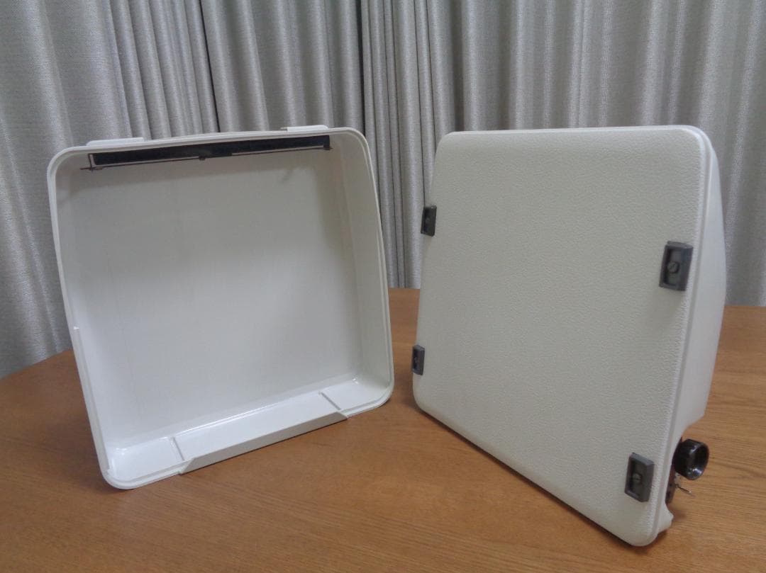 完動品　HERMES baby エルメスベイビータイプライター ロシア語