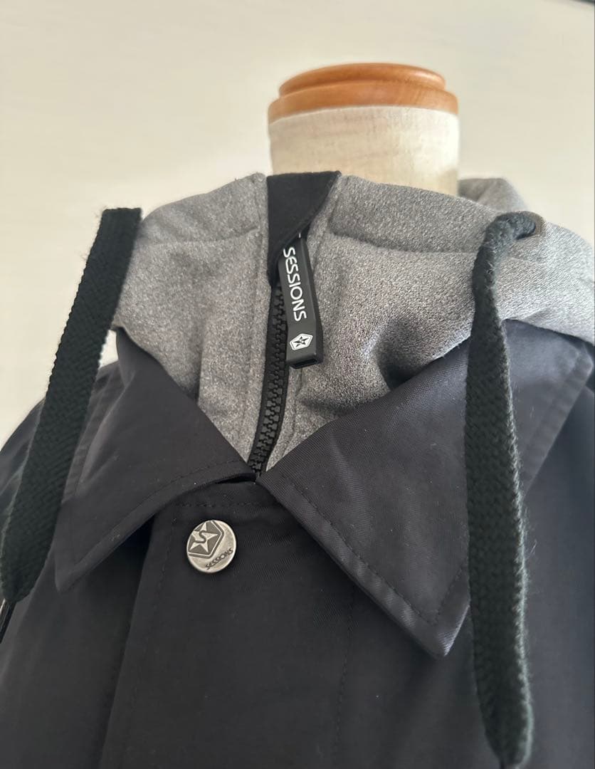 美品【SESSIONS/セッションズ】スノーボードウェア スノーウェア MENS