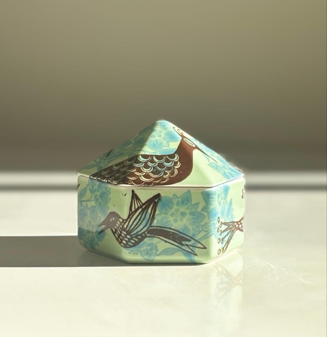 ヘイニリータフフタ　ヘキサゴンジャー　バード　小物入れ　アラビア　ルノ