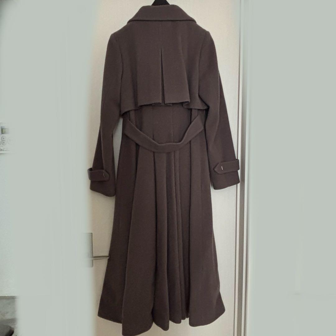 Noela バックプリーツウールトレンチコート ファーあり