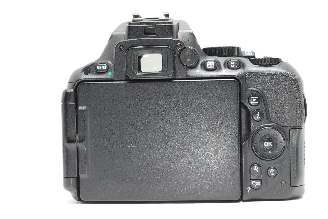 Wi-Fi対応 Nikon D5500 届いてすぐ使える 回転画面で快適撮影