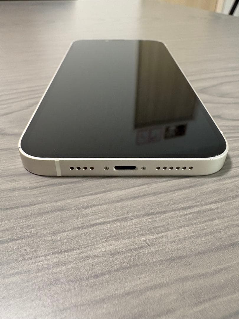 Apple iPhone 14 plusホワイト 本体 82%