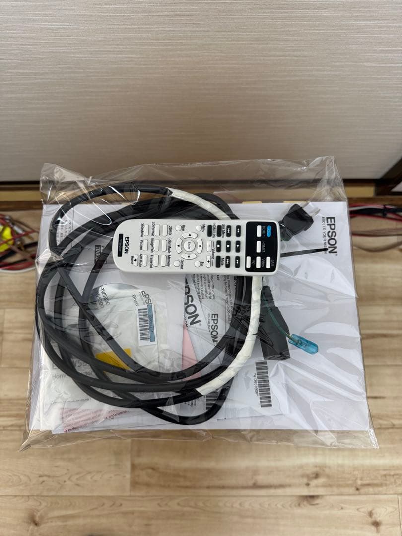 EPSON EH-TW5350プロジェクター 本体