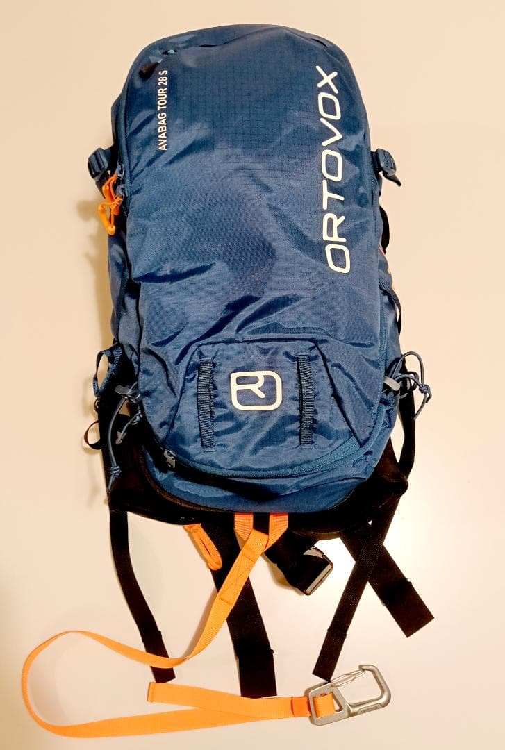 電動アバランチエアバッグORTOVOX AVALANCHE AIRBAG 3.0