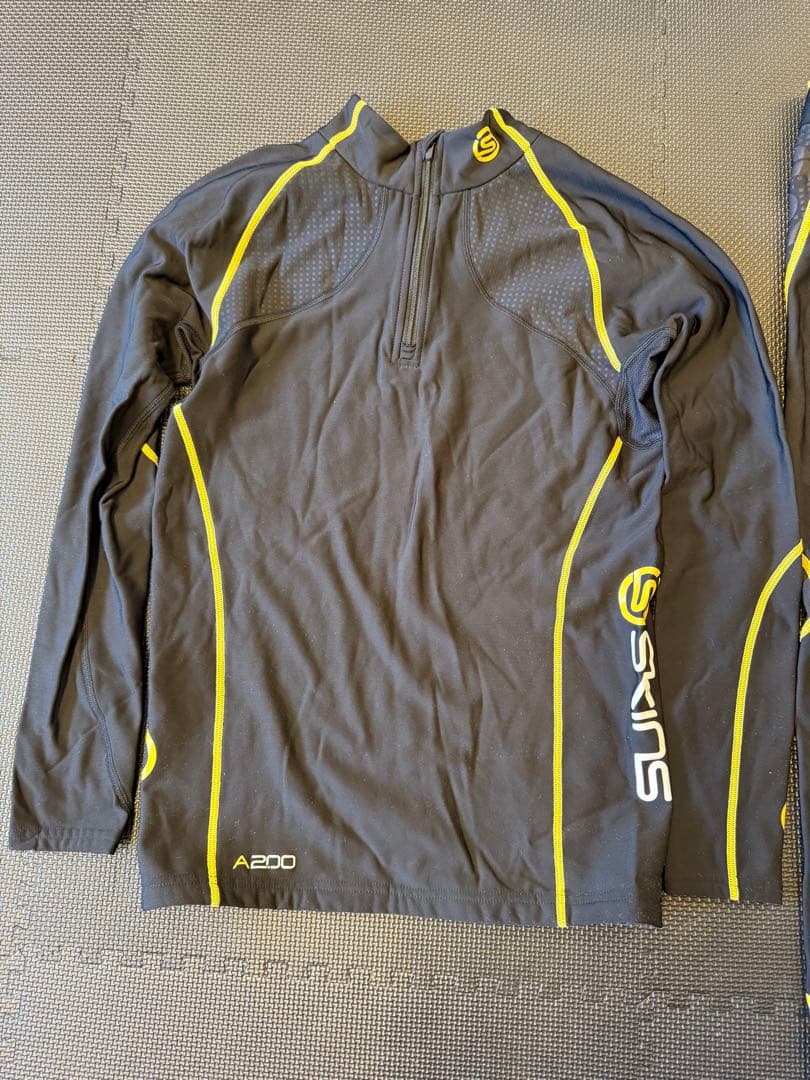SKINS A200 コンプレッションウェア Lサイズ ハーフジップ 上下セット