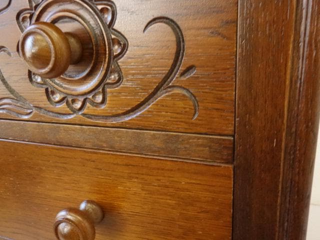 勇峰工芸　雅　花柄チェスト　ナラ材家具　 旭川家具　再塗装済　ＵＳＥＤ