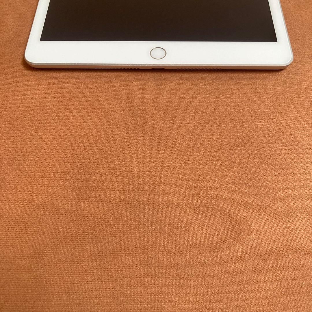 564【早い者勝ち】iPad8 第8世代 32GB SIMフリー☆