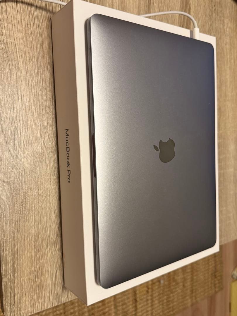 MacBook本体 MacBook Pro M1 8GB 512GB