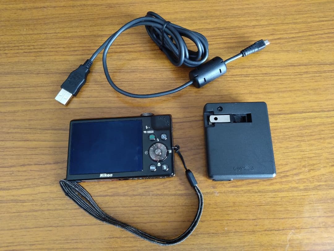 Nikon COOLPIX S640 コンパクトデジタルカメラ