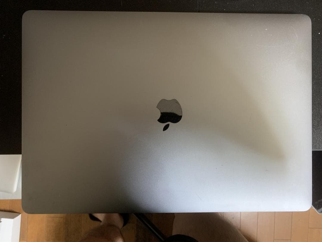 美品 MacBook Pro A1990 2018 i7/32GB/512GB